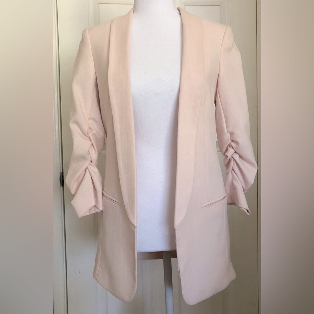 Pale pink blazer Size 2 gathered sleeves Brand New never worn no tags